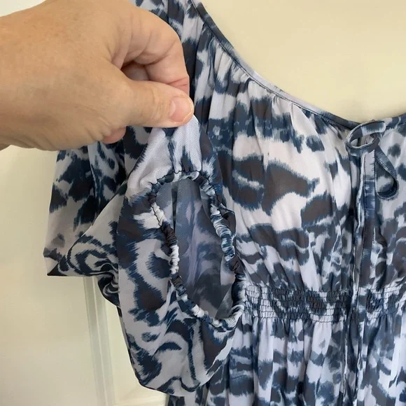 NWT Boston Proper Blocked Floral Top Blouse Tie Front Size XS - Picture 5 of 10